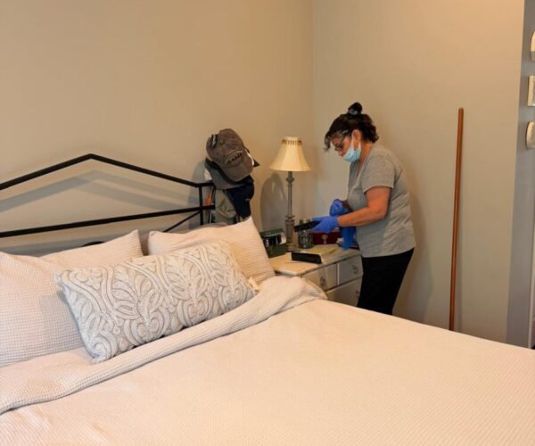 room-cleaning-service